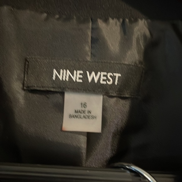 Nine West size 16 skirted suit - Picture 2 of 4